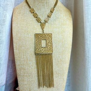 Gold plated statement‎ pendant tassel necklace vintage 1970s